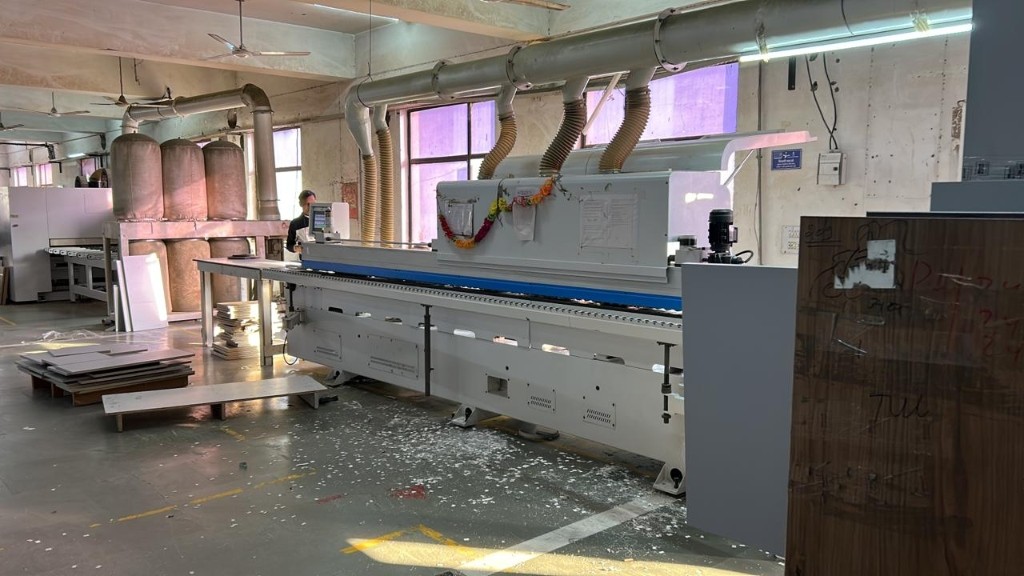Automated Zero-Gap Edge Bander Machine